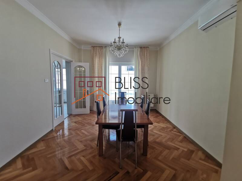 Vila 9 Camere In Jolie Ville | Bliss Imobiliare / Photo 9 - BLISS Imobiliare