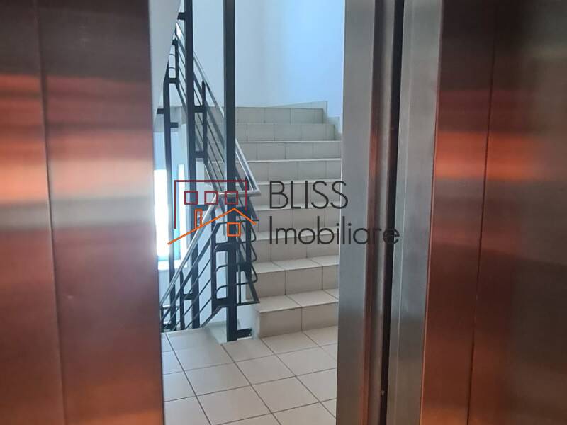 spațiu de birouri de Inchiriat KM 0 | Ultracentral - 8 Camere - ID:120059 | Bliss Imobiliare / Photo 4 - BLISS Imobiliare