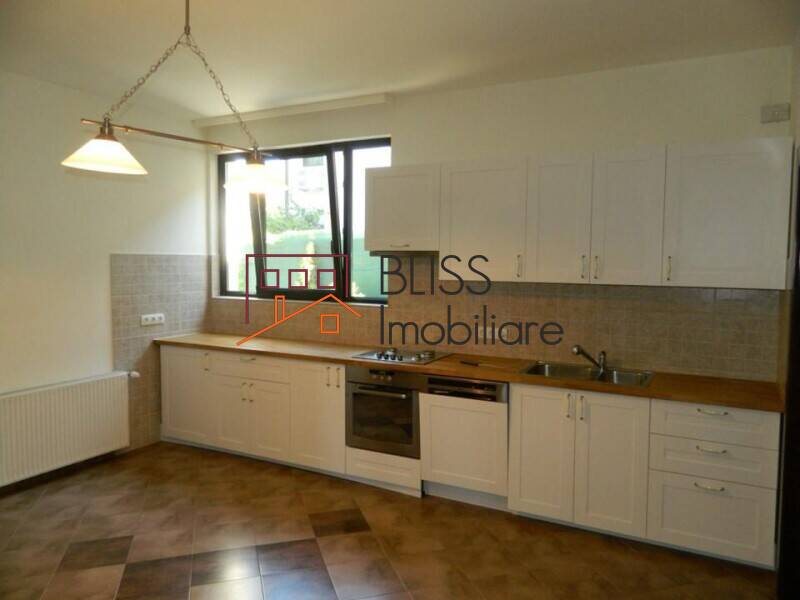 Vila Cu 7 Camere | Bliss Imobiliare / Photo 22 - BLISS Imobiliare