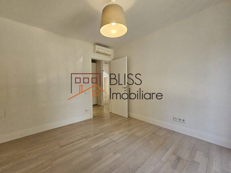 Vila De Lux Cu 10 Camere In Oxford Gardens | Bliss Imobiliare / Photo 17 - BLISS Imobiliare