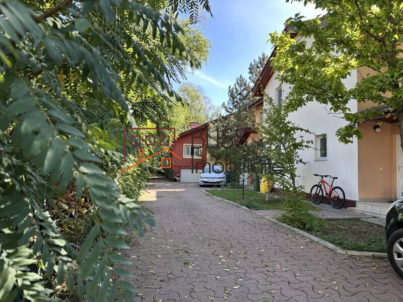 Cozy House In Gated Complex Iancu Nicolae, Bucharest / Ilfov | Bliss Imobiliare / Photo 8 - BLISS Imobiliare