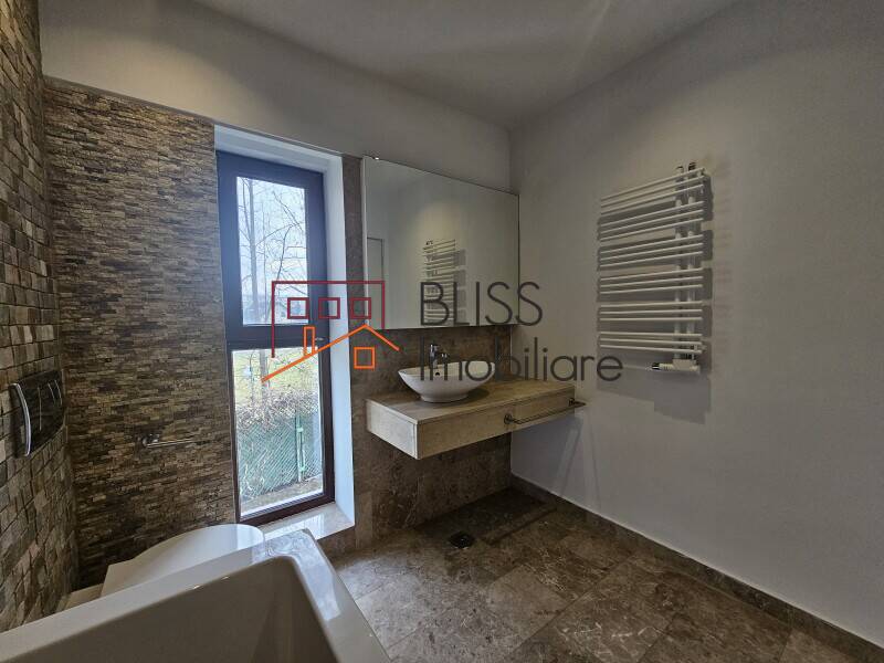 Vila Spatioasa Cu 7 Camere | Bliss Imobiliare / Photo 45 - BLISS Imobiliare