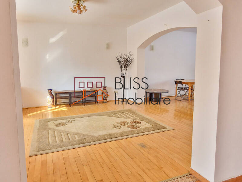 Vila 13 Camere Cu Teren 750 Mp Pipera | Bliss Imobiliare / Photo 4 - BLISS Imobiliare