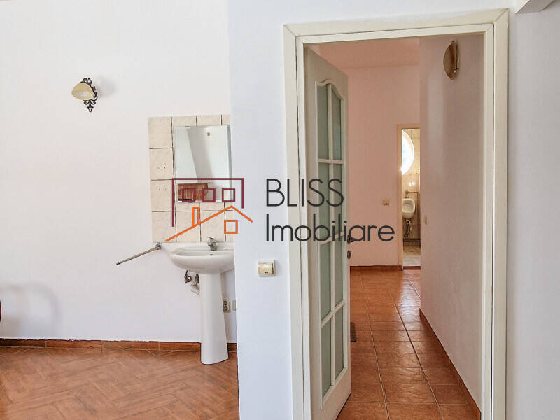 Vila 13 Camere Cu Teren 750 Mp Pipera | Bliss Imobiliare / Photo 12 - BLISS Imobiliare