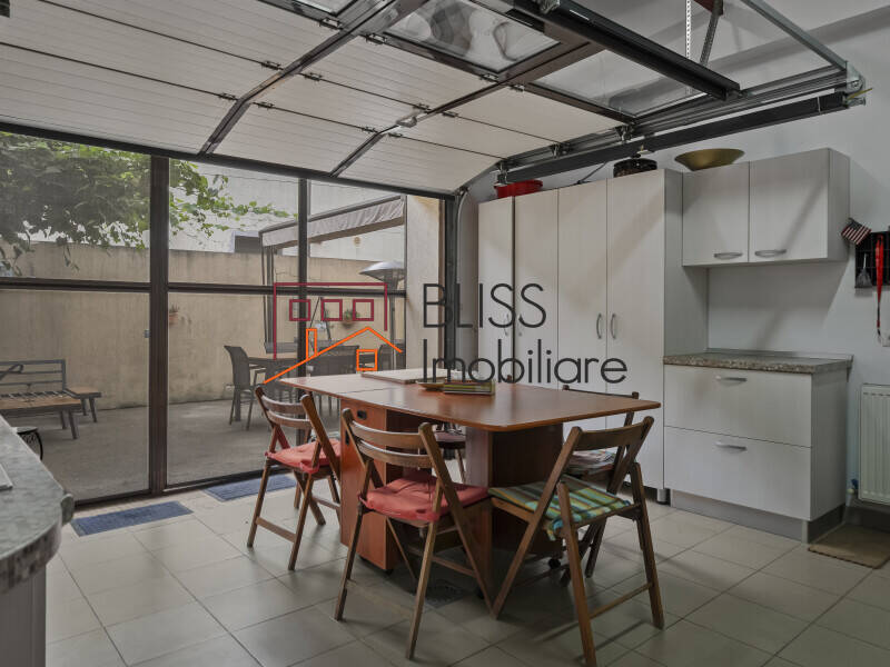 3-Bedroom Villa + Office Otopeni — 208 Sqm, 690 Sqm Plot, Garage, 2012, Bucharest / Ilfov | Bliss Imobiliare / Photo 8 - BLISS Imobiliare