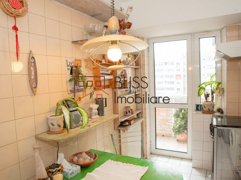Apartament De 3 Camere, 70mp Cu Atmosfera Artistica In Piata Victoriei | Bliss Imobiliare / Photo 12 - BLISS Imobiliare