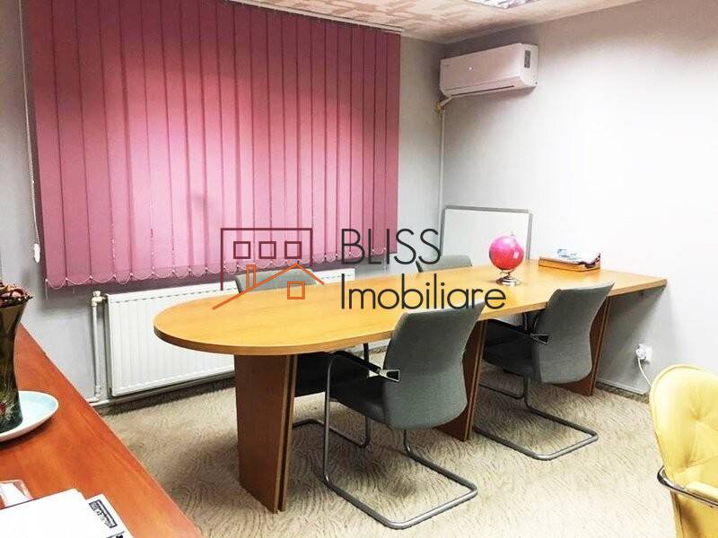 Office Villa With 7 Rooms And Generous Private Land And Parking Spaces, Bucharest | Bliss Imobiliare / Photo 3 - BLISS Imobiliare