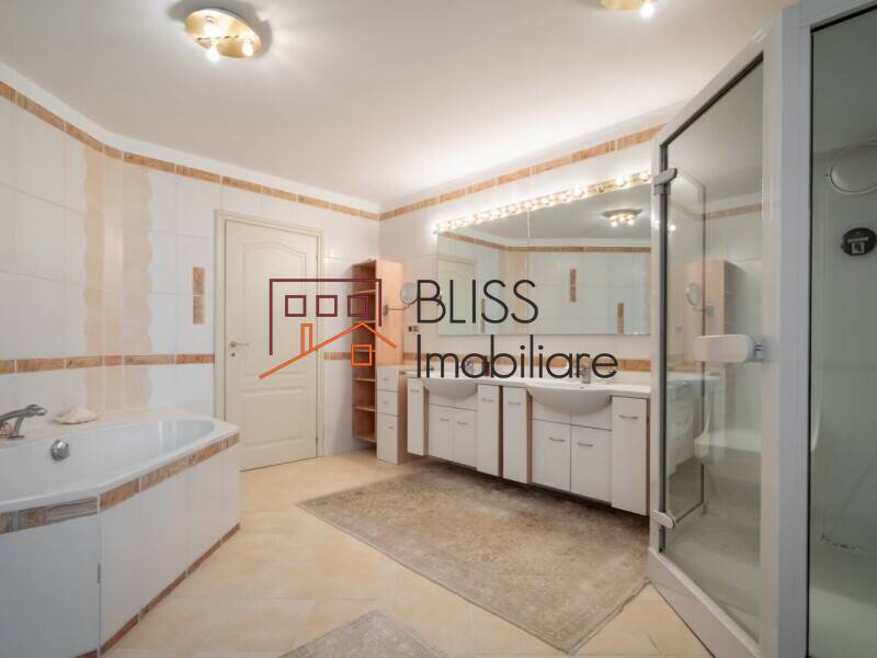 Vila Cu 15 Camere, Gradina Privata Si Vedere La Lac | Bliss Imobiliare / Photo 18 - BLISS Imobiliare
