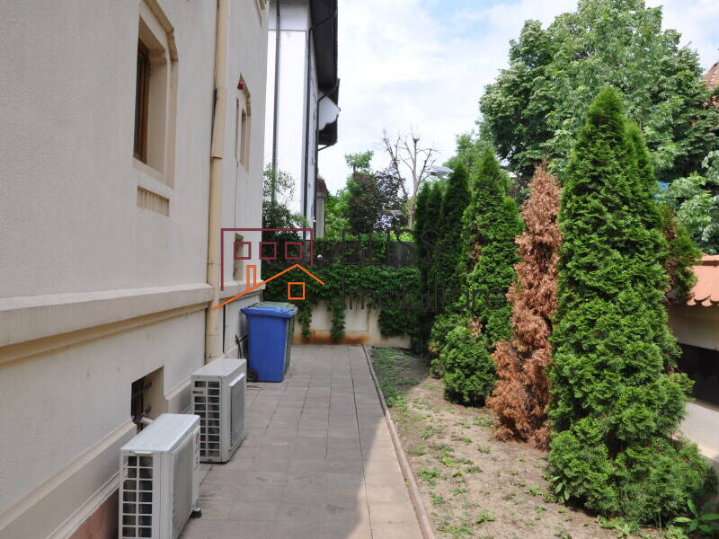 Vila Interbelica 14 Camere Cu Garaj Si Curte | Dorobanti Bucuresti | Bliss Imobiliare / Photo 17 - BLISS Imobiliare
