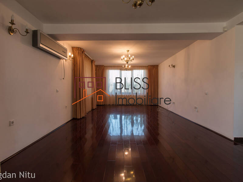 Spacious Villa With 4 Bedrooms And Private Garden, Bucharest / Ilfov | Bliss Imobiliare / Photo 2 - BLISS Imobiliare