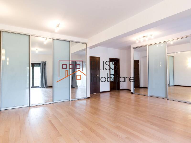 Vila Cu 6 Camere Complex | Bliss Imobiliare / Photo 8 - BLISS Imobiliare