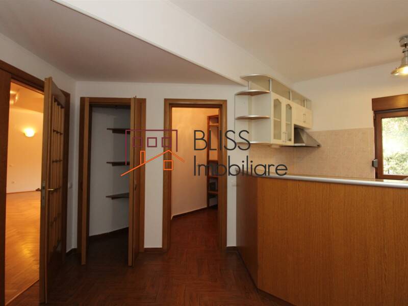 Vila 335mp Cu 6 Camere Si Gradina | Bliss Imobiliare / Photo 9 - BLISS Imobiliare
