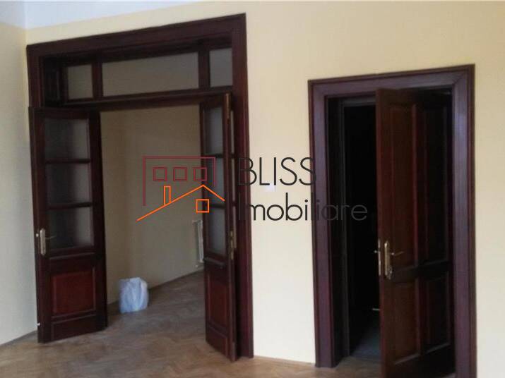 Vila, 8 Camere In Zona Piata Victoriei | Bliss Imobiliare / Photo 9 - BLISS Imobiliare