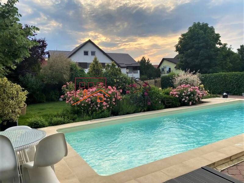 Vila Cu 6 Camere Iancu Nicolae Pipera | Bliss Imobiliare / Photo 1 - BLISS Imobiliare