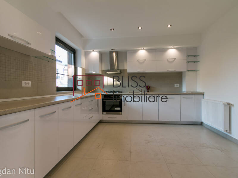 Vila Cu 6 Camere Iancu Nicolae Pipera | Bliss Imobiliare / Photo 6 - BLISS Imobiliare