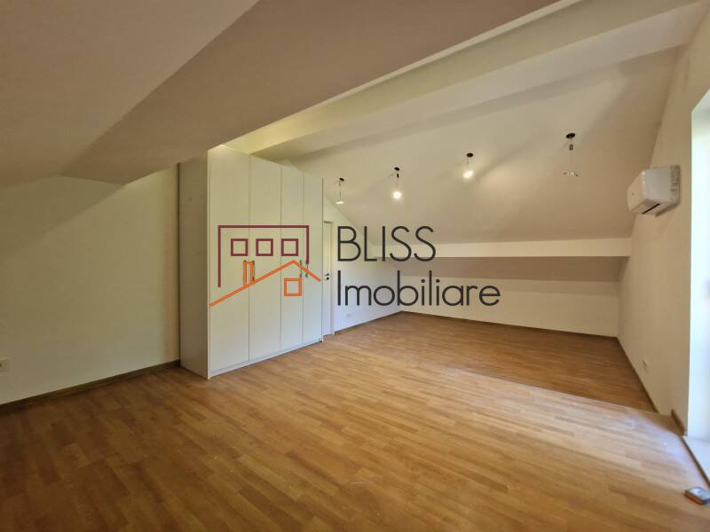 Vila Cu 7 Camere Iancu Nicolae Pipera | Bliss Imobiliare / Photo 32 - BLISS Imobiliare