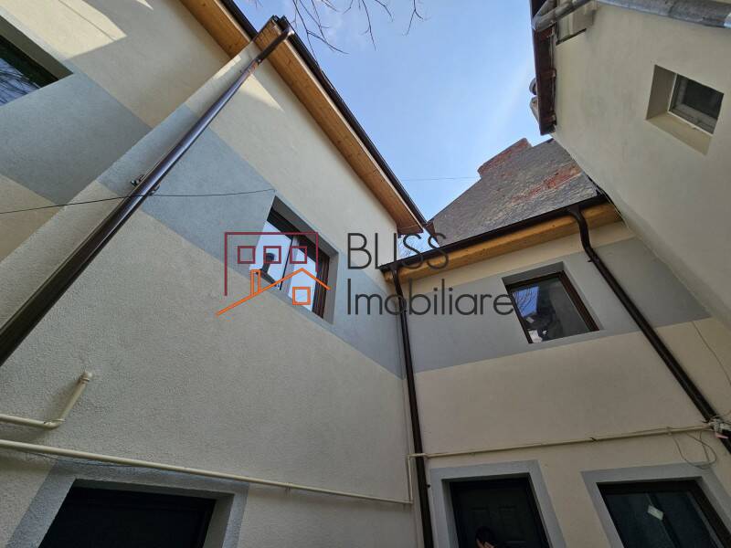 Villa for Rent KM 0 | Ultracentral, Bucharest - 6 Bedroom - ID:121346 | Bliss Imobiliare / Photo 2 - BLISS Imobiliare