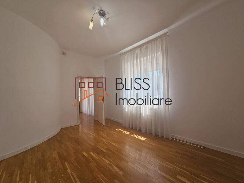 Vila Cu 7 Camere Iancu Nicolae Pipera | Bliss Imobiliare / Photo 15 - BLISS Imobiliare
