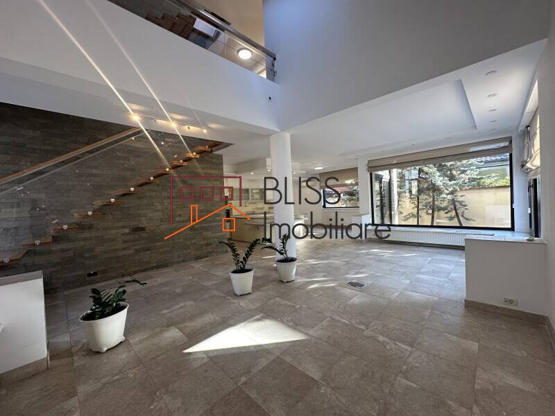 Vila Cu 6 Camere | Bliss Imobiliare / Photo 10 - BLISS Imobiliare