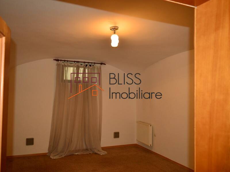 Vila de Inchiriat KM 0 | Ultracentral - 11 Camere - ID:29430 | Bliss Imobiliare / Photo 76 - BLISS Imobiliare