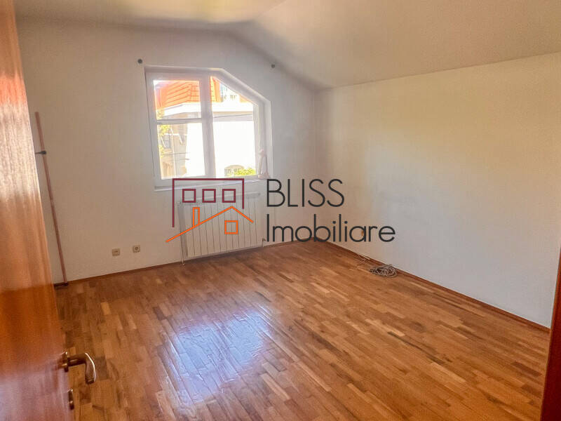 Casa Eleganta Cu 6 Camere - Curte Privata | Bliss Imobiliare / Photo 50 - BLISS Imobiliare