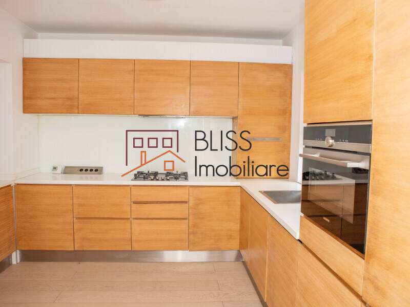 Vila Luminoasa Cu 5 Camere Si Gradina Generoasa Pentru Familie | Bliss Imobiliare / Photo 10 - BLISS Imobiliare