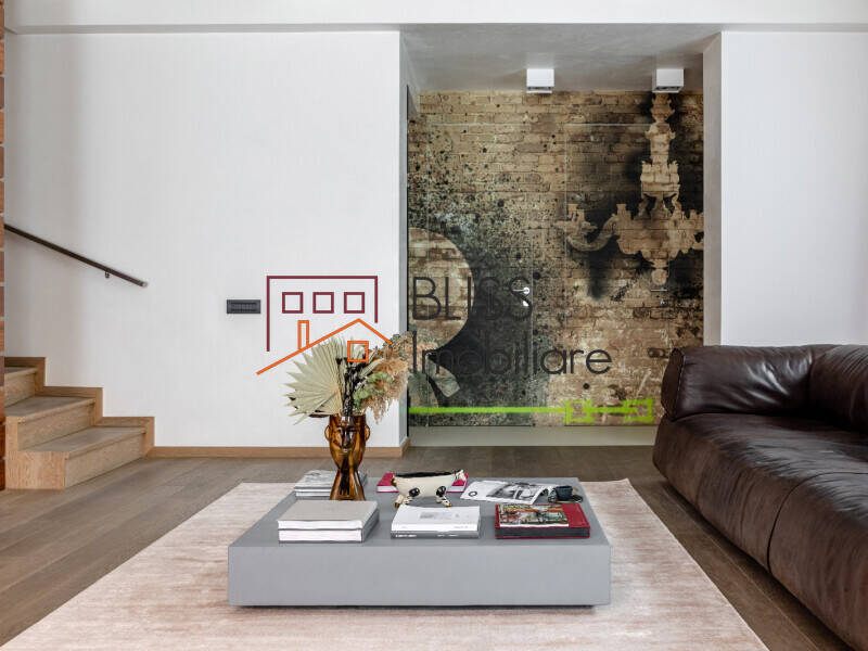 Contemporary Villa With 5 Bedrooms And Private Garden, Bucharest | Bliss Imobiliare / Photo 2 - BLISS Imobiliare
