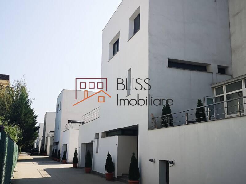5-Bedroom Villa With Pool Iancu Nicolae, Bucharest / Ilfov | Bliss Imobiliare / Photo 2 - BLISS Imobiliare