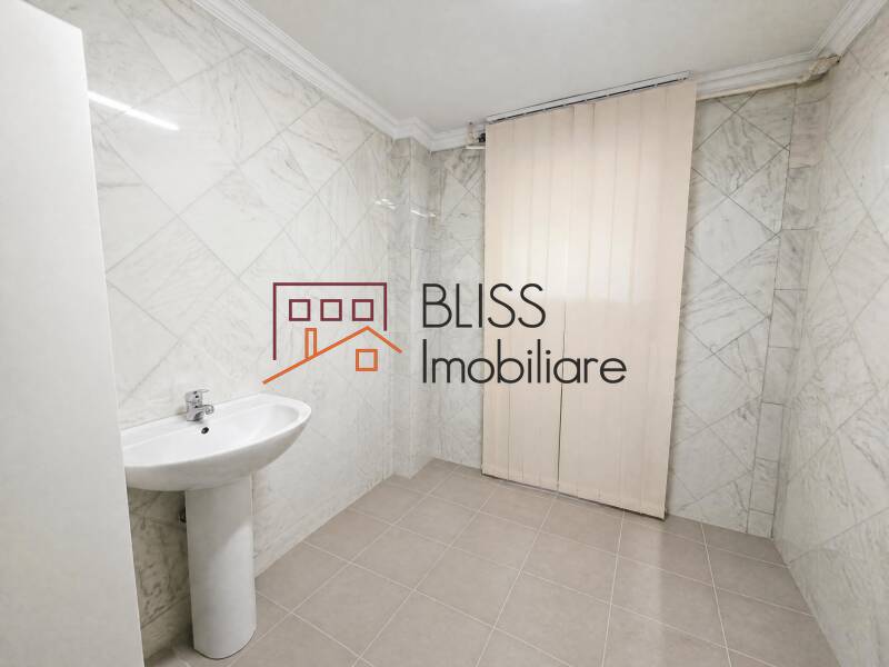 9-Room Villa, Semi-Furnished, With 6 Parking Spaces, Bucharest / Ilfov | Bliss Imobiliare / Photo 51 - BLISS Imobiliare