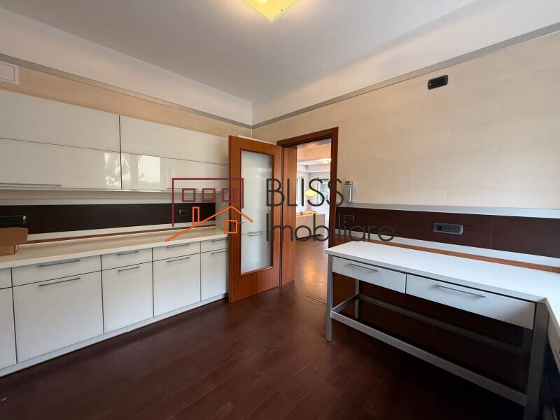 Family Villa With 4 Bedrooms, Private Garden And Garage, Iancu Nicolae, Bucharest / Ilfov | Bliss Imobiliare / Photo 5 - BLISS Imobiliare