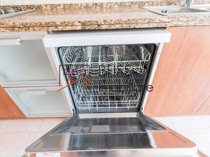 Vila Cu 7 Camere | Bliss Imobiliare / Photo 11 - BLISS Imobiliare