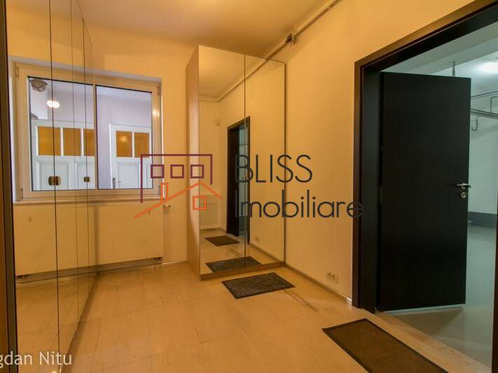 Vila de Inchiriat KM 0 | Ultracentral - 10 Camere - ID:4477 | Bliss Imobiliare / Photo 11 - BLISS Imobiliare