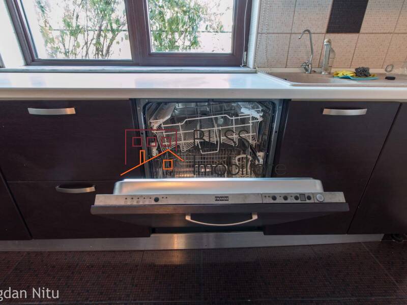Spacious Villa With 4 Bedrooms And Private Garden, Bucharest / Ilfov | Bliss Imobiliare / Photo 7 - BLISS Imobiliare