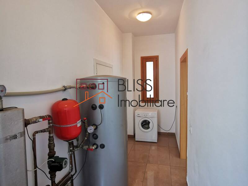 Vila Cu 5 Camere | Bliss Imobiliare / Photo 13 - BLISS Imobiliare